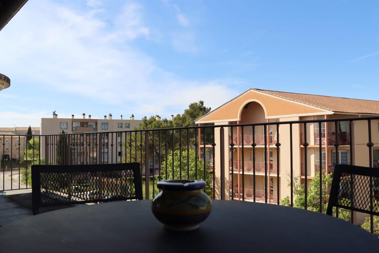 Uzes Centre La Terrasse Des Capucines Avec Garage Priveeアパートメント エクステリア 写真